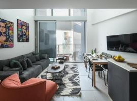 Хотел снимка: Luxury 3BR Duplex with Sea View in Tel-Aviv Center by Sea N' Rent