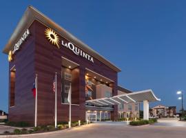 Hotel Foto: La Quinta Inn & Suites by Wyndham Texas City I 45