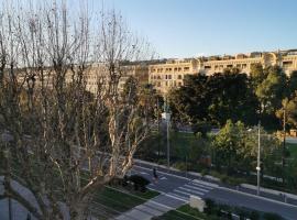 Hotel fotografie: 2 pièces vieux Nice vue coulée verte