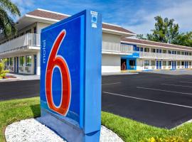 Motel 6 Dania Beach, hotel in Dania Beach