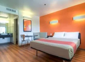 Motel 6-Palm Springs, CA - Downtown