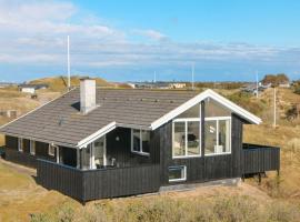 होटल की एक तस्वीर: Holiday Home Hansina - 500m from the sea in Western Jutland by Interhome