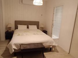 Gambaran Hotel: 1 chambre - lit double - Avec salle de bain