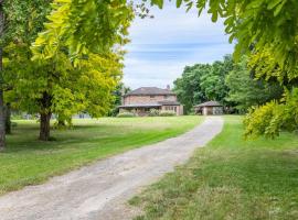 A picture of the hotel: Mulgoa - Country Home