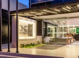 One Sixteen Hotel