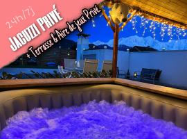 酒店照片: Rooftop 1 - Jacuzzi privé au pied du Monte-blanco