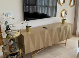 Hotel Photo: New Apartment in Maarif