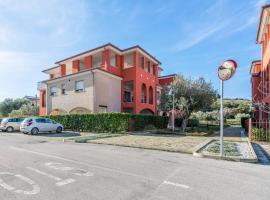 Hotel Foto: Beautiful Apartment In Cologna Spiaggia With 1 Bedrooms And Wifi