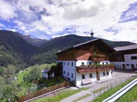 A picture of the hotel: Oberhöher Apt Talblick