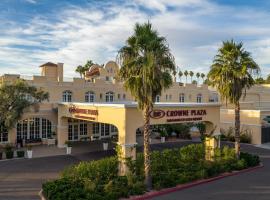 รูปภาพของโรงแรม: Crowne Plaza Phoenix - Chandler Golf Resort, an IHG Hotel