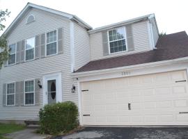 Hotel Foto: 4BR, 2.5bth, 2CG & Backyard in serene neighborhood