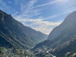 A picture of the hotel: Green Valley House Madeira