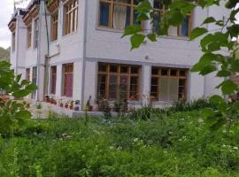 Nakpo Homestay,位于列城的酒店