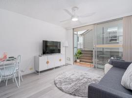 होटल की एक तस्वीर: Fresh 2BD Koala Condo West End