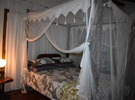 Oskar's Rain Forest Retreat, ξενοδοχείο σε Nelly Bay