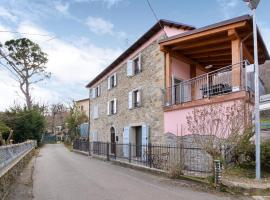 Hotel foto: Awesome Home In Burzanella With Wifi And 4 Bedrooms