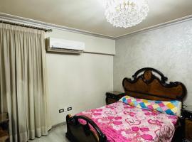 Hotel fotoğraf: 100برج الثورة الدور 2