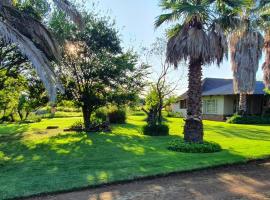 Hotel Photo: The Little Peaceful Retreat