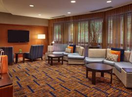 A picture of the hotel: Courtyard by Marriott Kansas City Shawnee