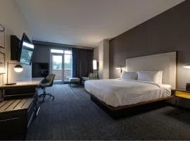 Courtyard by Marriott Iowa City University Heights