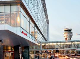 होटल की एक तस्वीर: Marriott Montreal Airport In-Terminal Hotel