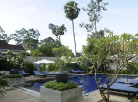 Hotel Photo: The Frangipani Villa Hotel II