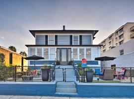 Fotos de Hotel: Historic Renovated Home Less Than 2 Mi to Beach and Pier!