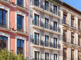 A picture of the hotel: Hotel Macià Plaza