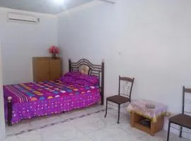 EXPRESS O 92251 Jaya Kusuma Homestay Near PONPES Darul Muhtadin