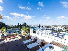 Hotel kuvat: Panoramic View Enjoy a Jacuzzi in Sidi Bou Said