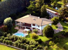 Hotel Photo: B&B La Grola