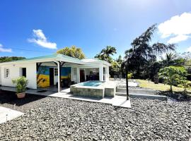 VillaCalmflor, отель в городе Сент-Анн