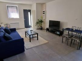 Hotel Photo: Beau Appartement T2