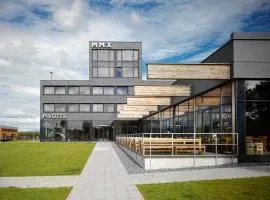 Pivotel MMX