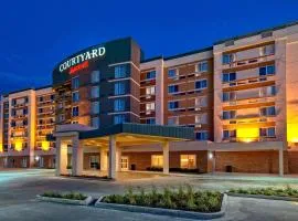 Viesnīca Courtyard by Marriott Westbury Long Island pilsētā Vestberija