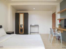 ดีลิฟวิ่ง เพลส มหาสารคาม, hotel v destinaci Maha Sarakham