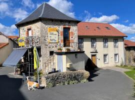 酒店照片: Chambres d'hôtes de l'Auberge L'Astrassadou