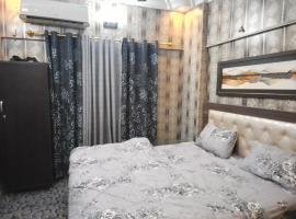 Hotel Photo: Two Bedrooms Furnished Apartment With Kitchen