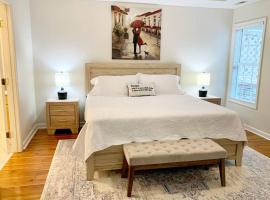 Vacation Ranch Home, game room, minutes to lake!, hotel v destinaci Mooresville