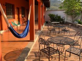 La Casa de Cafe Bed and Breakfast, hotel v destinaci Copan Ruinas