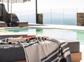 Makani Suites
