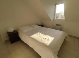 Hotel Photo: Appart T2 Meulan les Mureaux