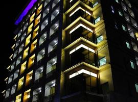 Central Park Tower Resort, hôtel à Ángeles