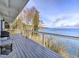 Fotos de Hotel: Waterfront Kingston Getaway on Puget Sound!