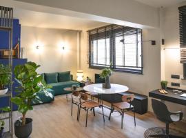 Hotel Photo: Tranquil Loft , Newly Renovated , Historic Centre