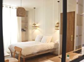 Hotel fotografie: Charmant studio en plein coeur de Tain l'Hermitage