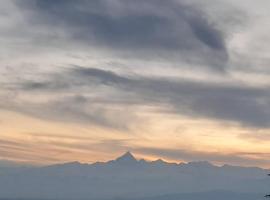 ホテル写真: Appartamento in villa con vista Monviso