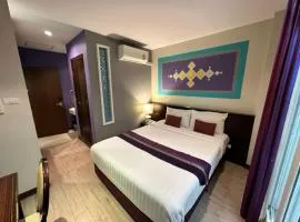 Sawasdee Hotel @ Sukhumvit Soi 8