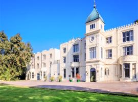 A picture of the hotel: Botleigh Grange Hotel - Pool & Spa under renovation