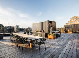 Hotel fotoğraf: Penthouse w. Private Rooftop at the Waterfront